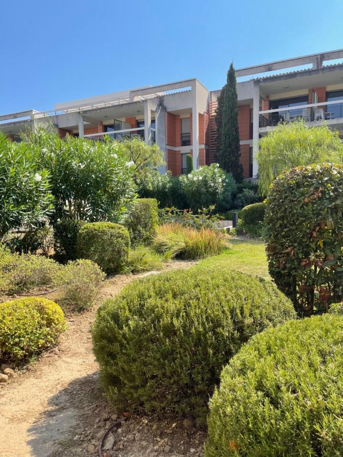 Villeneuve Loubet Plage- Entre Nice Et Cannes ภายนอก รูปภาพ