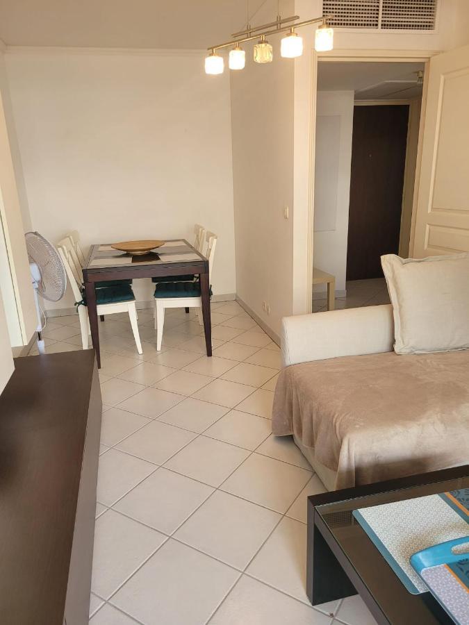 Villeneuve Loubet Plage- Entre Nice Et Cannes ภายนอก รูปภาพ