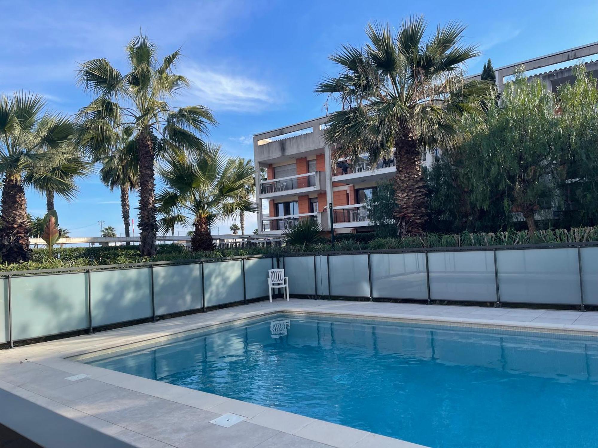Villeneuve Loubet Plage- Entre Nice Et Cannes ภายนอก รูปภาพ