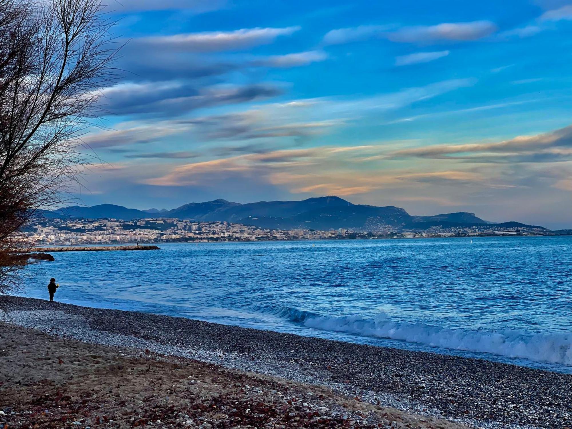 Villeneuve Loubet Plage- Entre Nice Et Cannes ภายนอก รูปภาพ